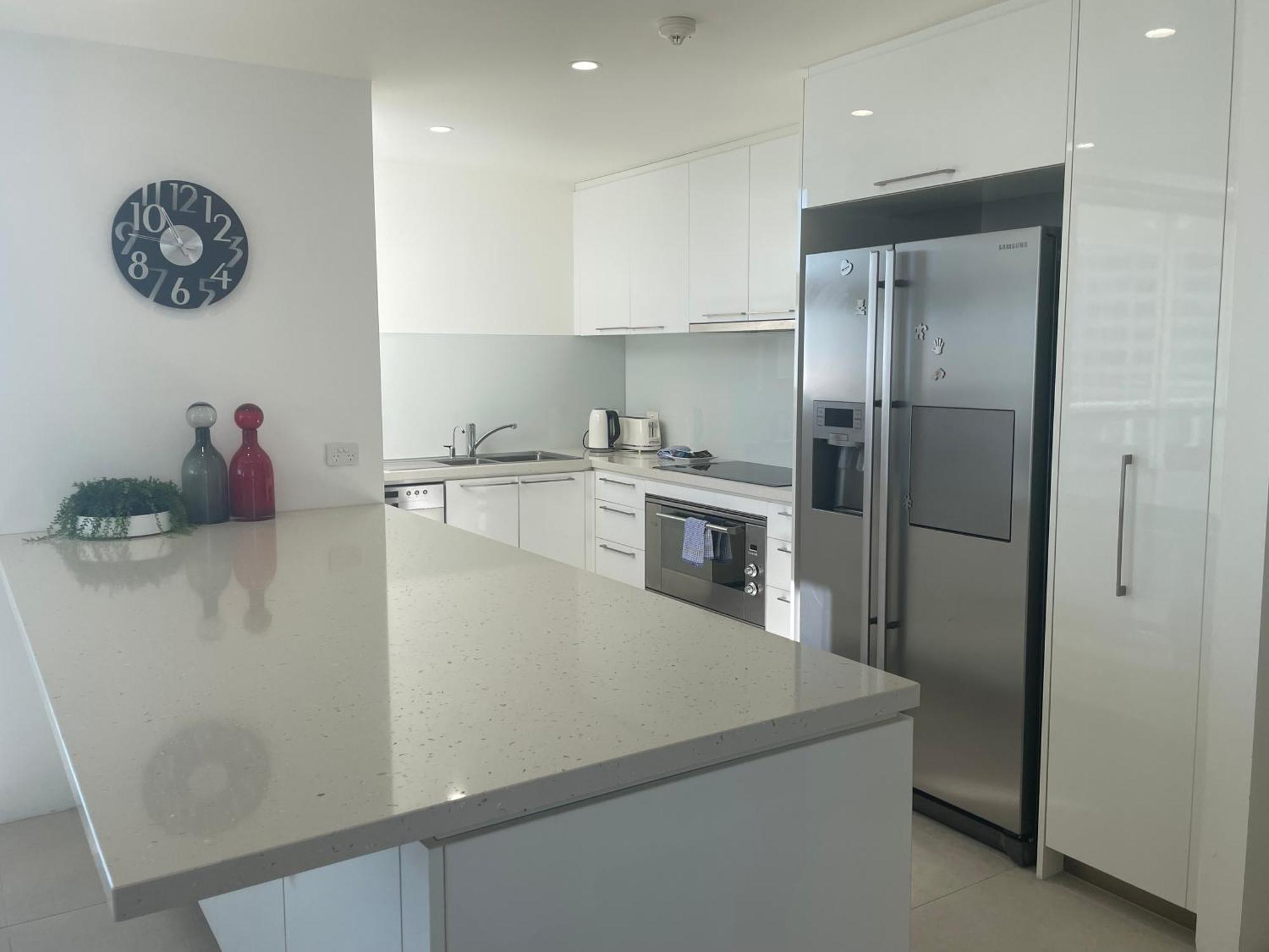 Grosvenor Beachfront Surfers Paradise Aparthotel 3*